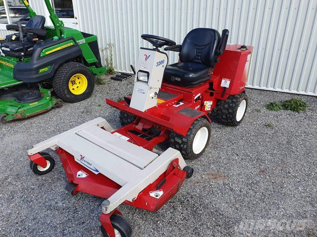Ventrac 3200 Mauriņa traktors