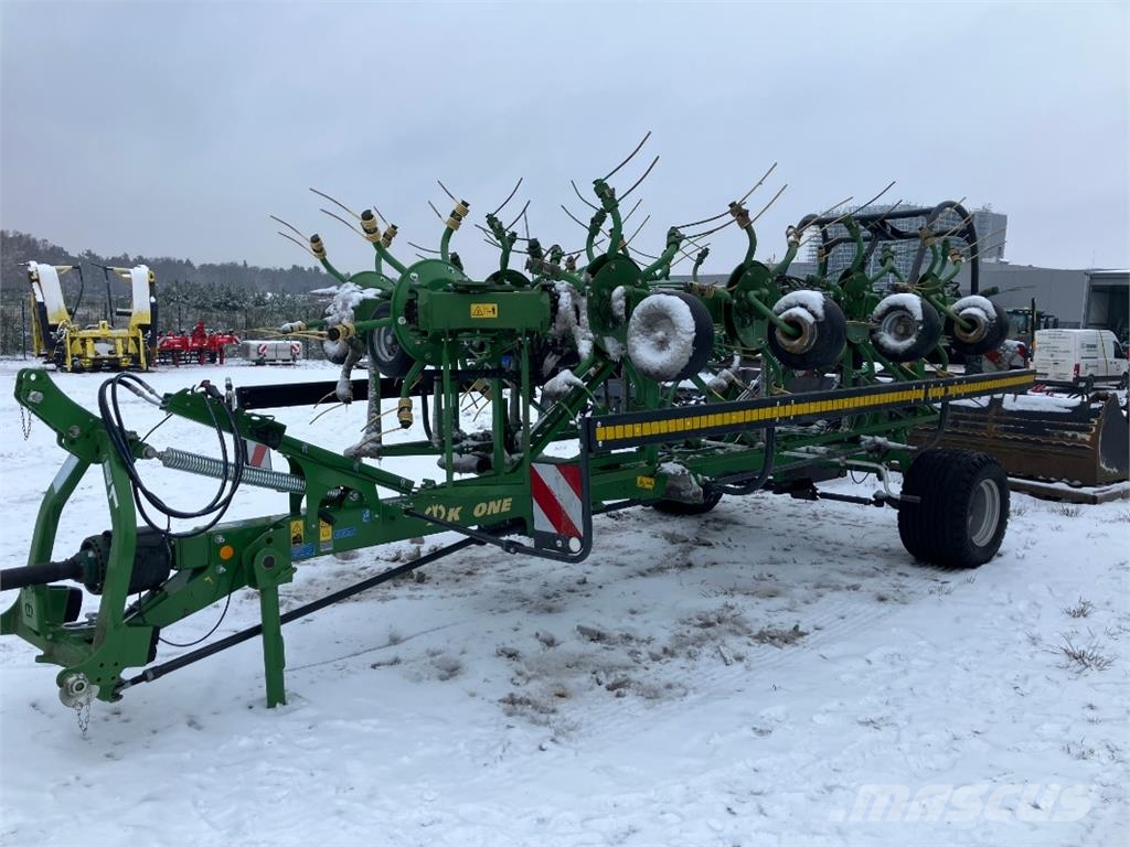 Krone KWT 1600 Okretači i sakupljači sena
