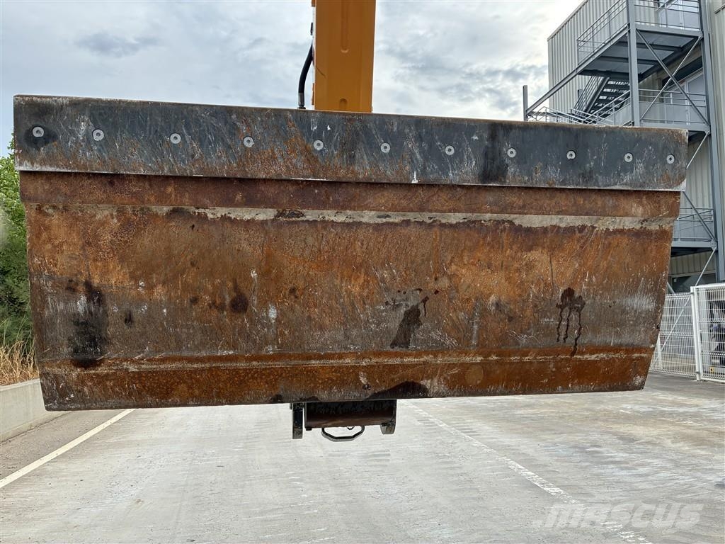 Liebherr A 918 Compact Litronic Ekskavatori uz riteņiem