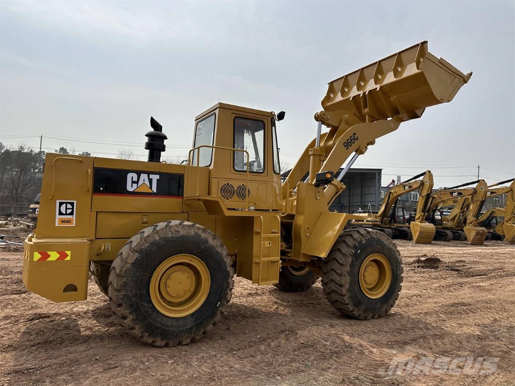 CAT 966C Wielladers