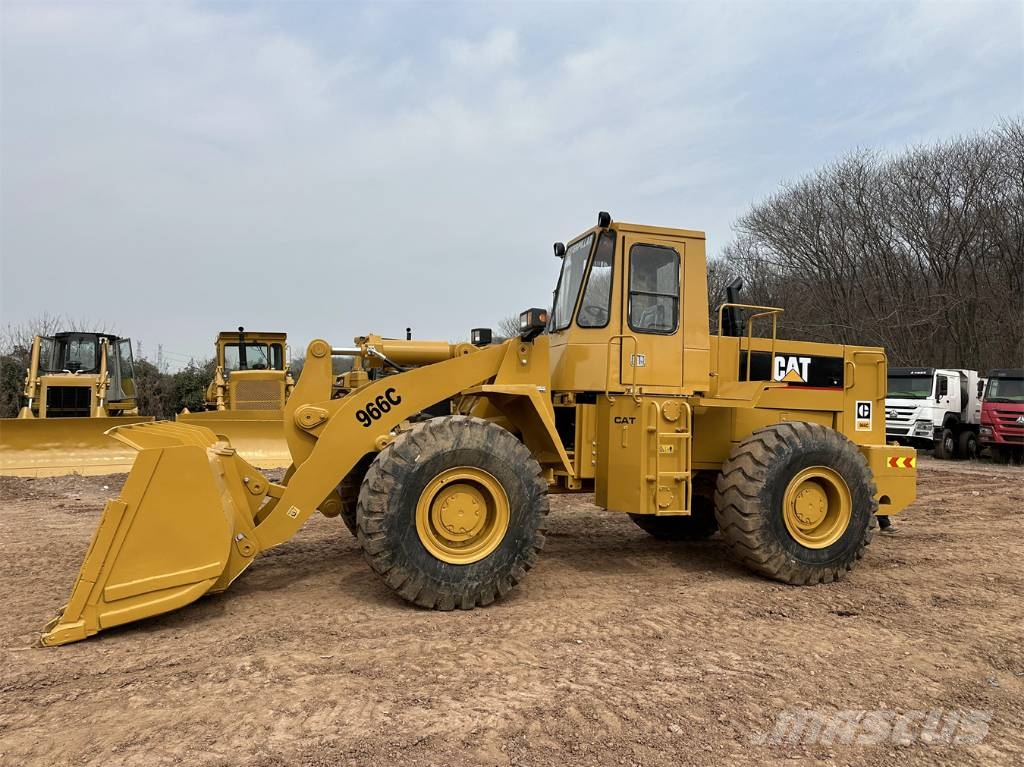 CAT 966C Wielladers
