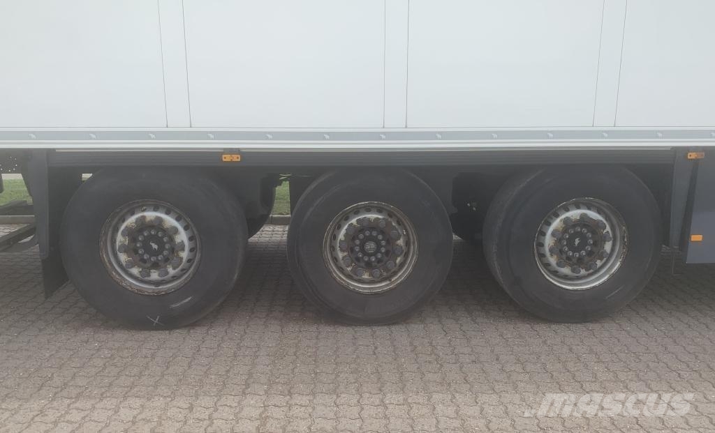 Schmitz Cargobull Trailer Reefer Flower Width & Double Stock Straigh نصف مقطورات بدرجة حرارة قابلة للضبط