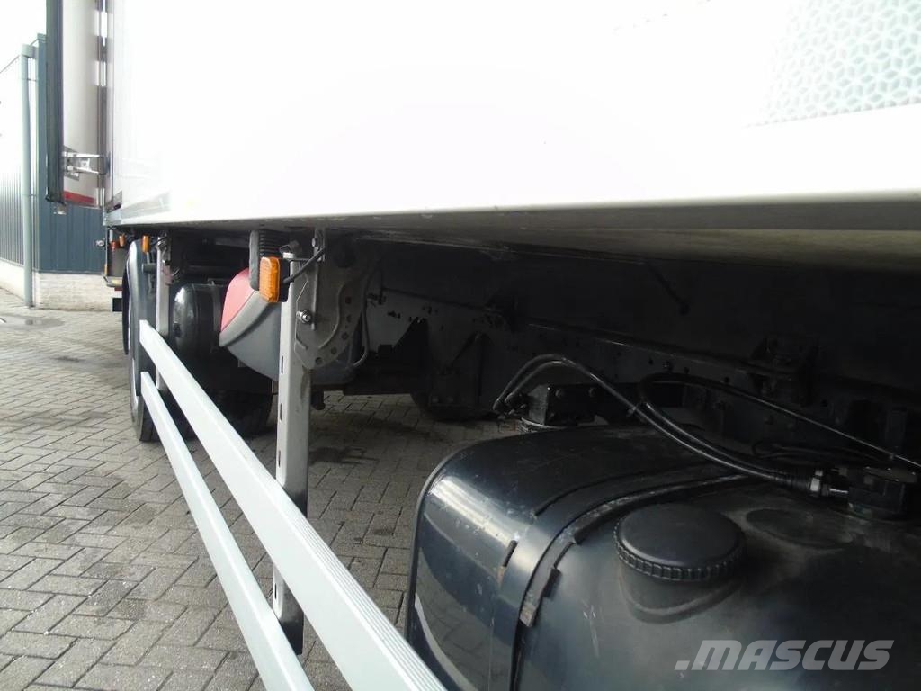 MAN TGM 18.250 + carrier supra 850 + euro 6 + lift + Skåpbilar Kyl/Frys/Värme