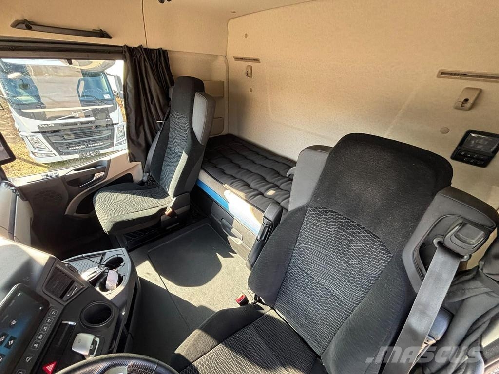 Mercedes-Benz ACTROS 2848 6x2*4 EURO6 + JOAB 20T + 1470mm Treileri ar āķi