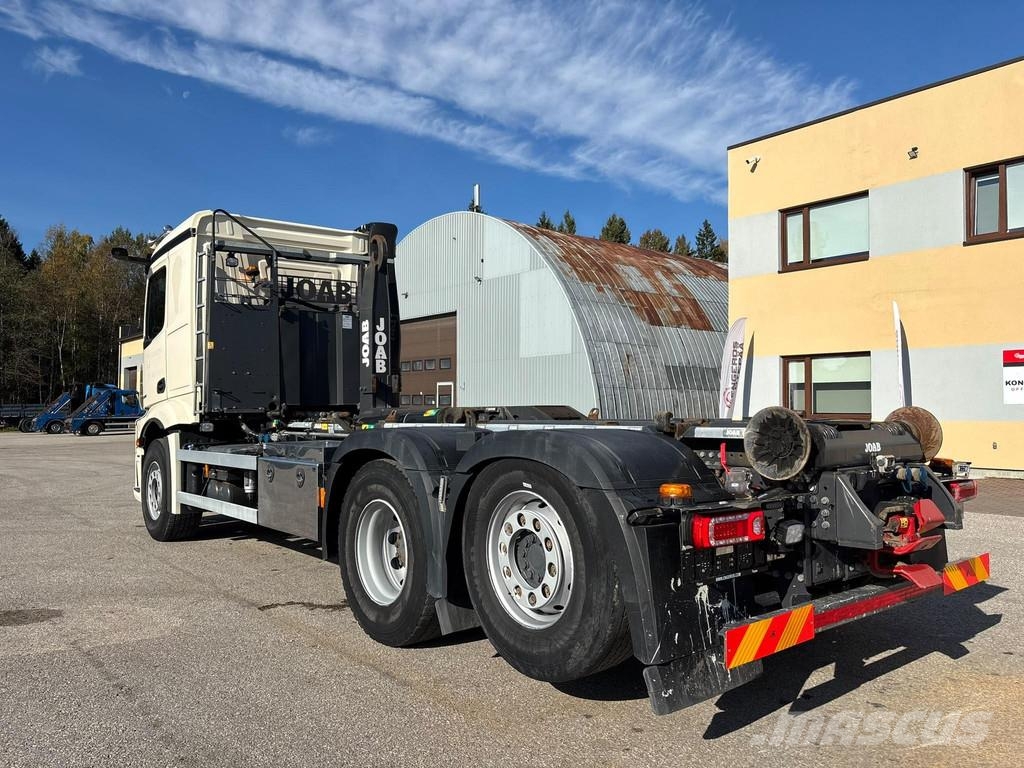 Mercedes-Benz ACTROS 2848 6x2*4 EURO6 + JOAB 20T + 1470mm Treileri ar āķi
