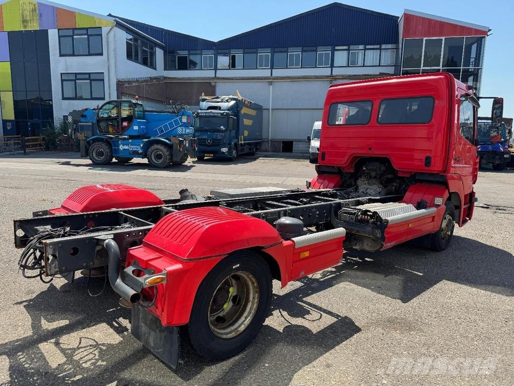 Mercedes-Benz Atego 1224 4X2 EURO 6 - CHASSIS Camiones con chasís y cabina