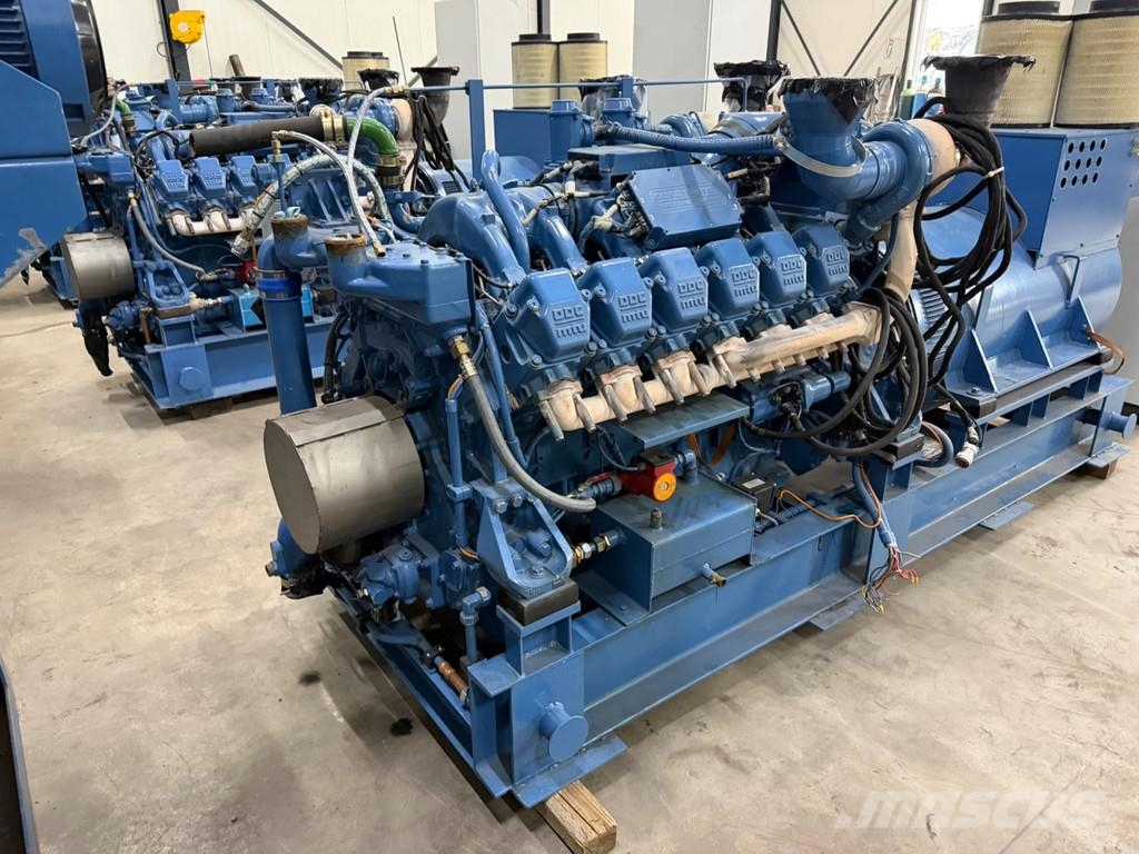 MTU 714 KVA | Low Hours | Like New! | 3x Diesel Generatoren