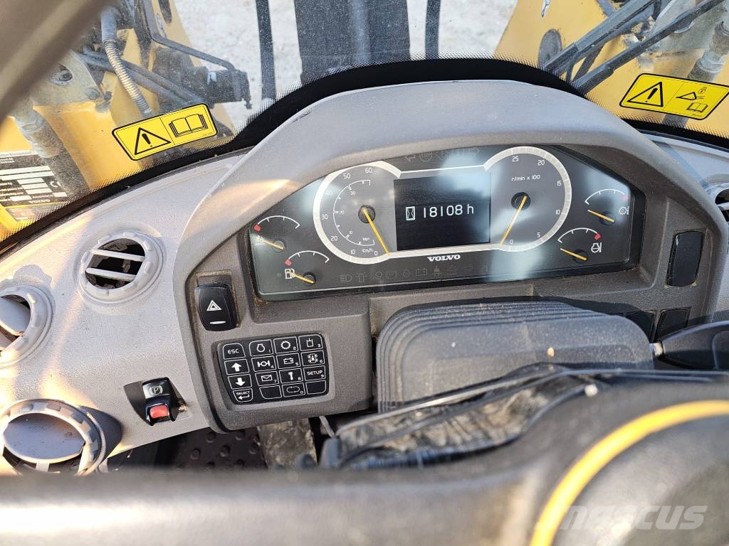 Volvo L 110 H Gumikerekes homlokrakodók