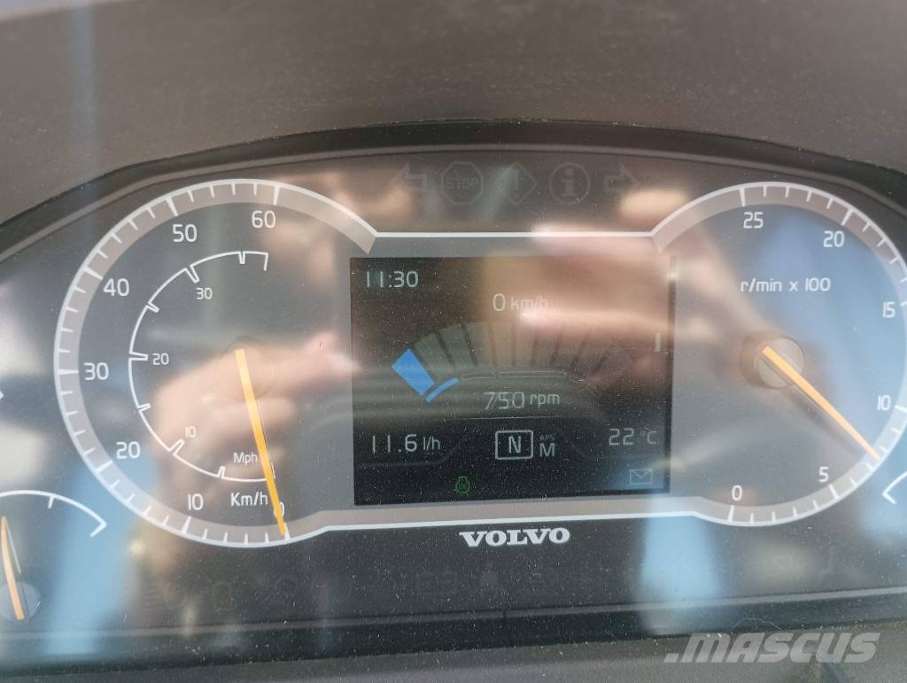 Volvo L 110 H Gumikerekes homlokrakodók