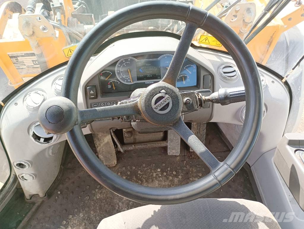 Volvo L 110 H Gumikerekes homlokrakodók