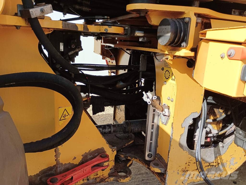 Volvo L 110 H Gumikerekes homlokrakodók