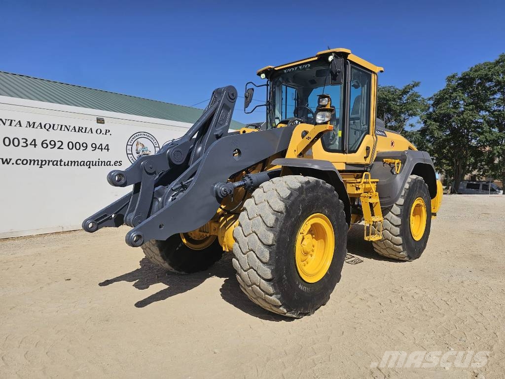 Volvo L 110 H Gumikerekes homlokrakodók