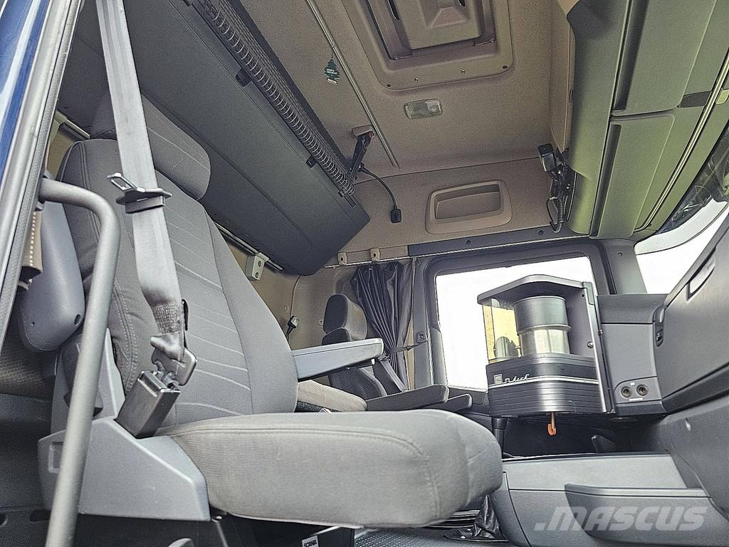 Scania R500 V8 HANDBAK OPEN PIJP MANUAL GEARBOX OPEN EXHA Vlačilci