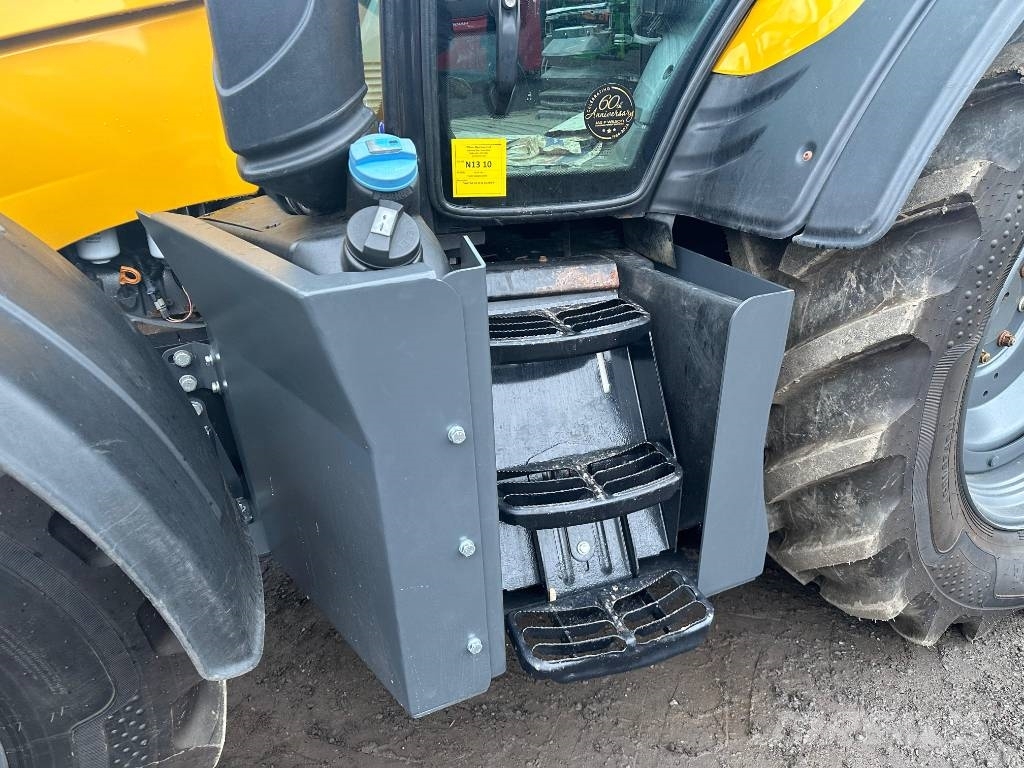 Valtra N134 Tractor Botex Oniar 7500 Loader & JAKE frame Traktor med skogsutstyr