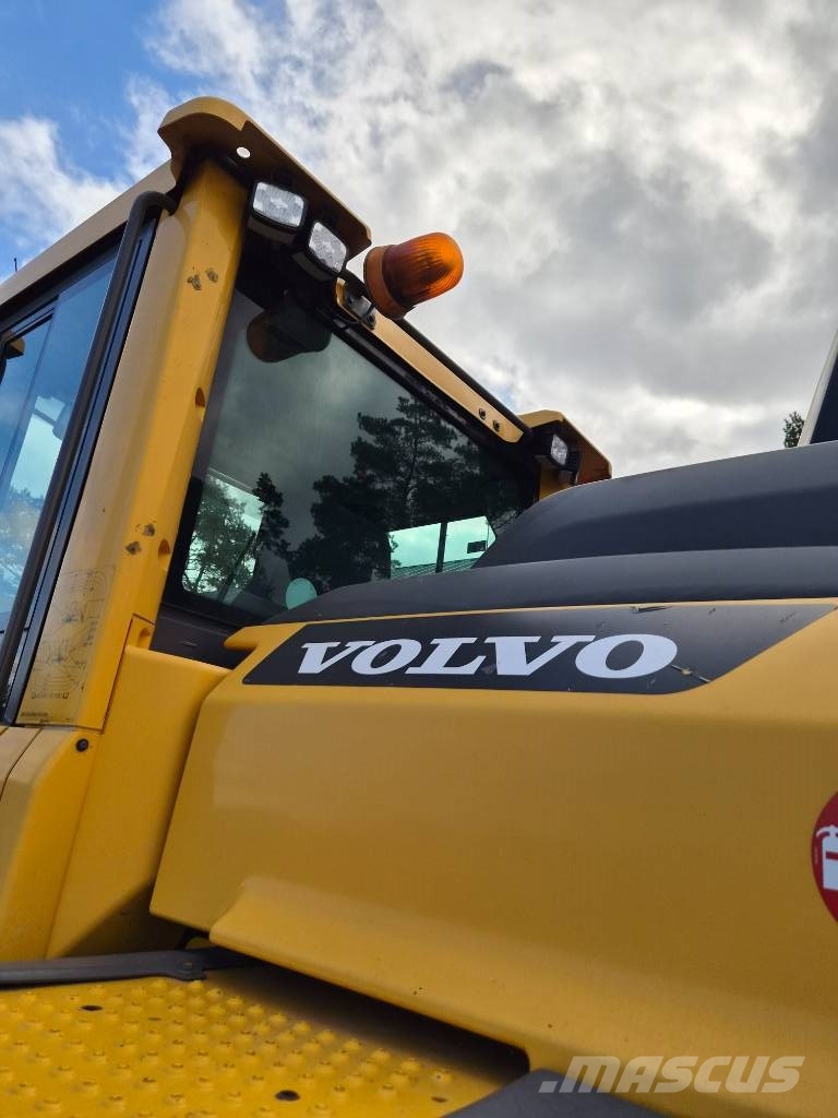 Volvo L 110 H Фронтальні навантажувачі