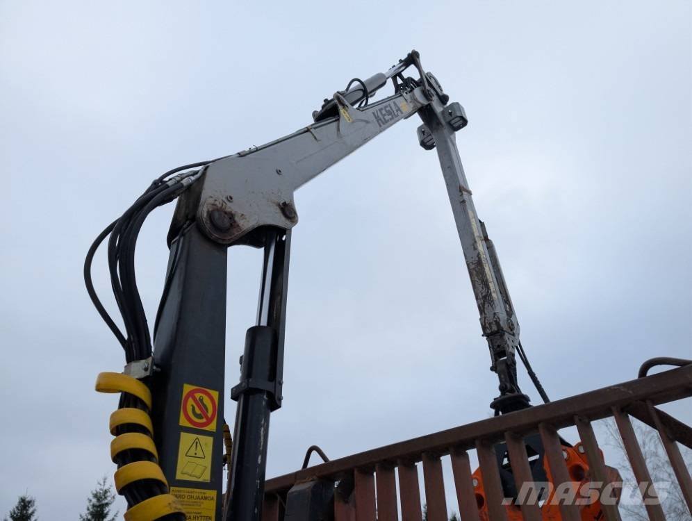 Kesla 303 Metsäperävaunut