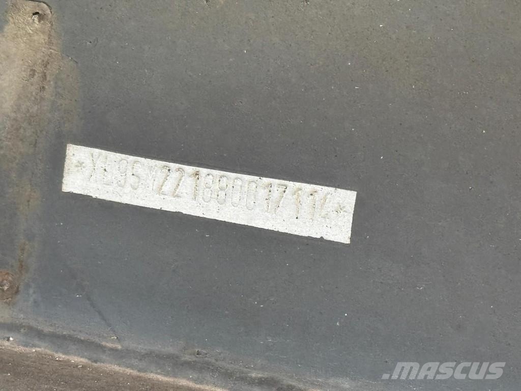 Volvo FH 420 6X2 EURO 6 + 2 AXLE VAN ECK HANGER Tovornjaki s ponjavo