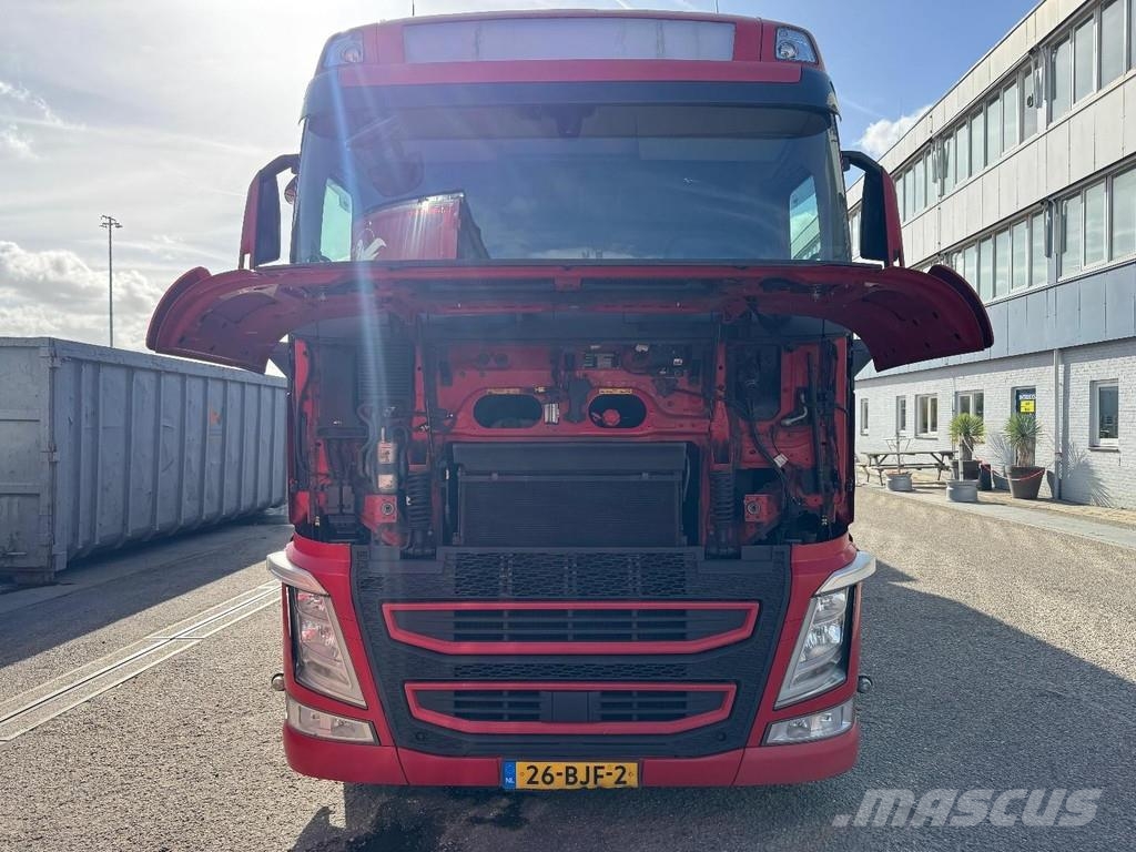 Volvo FH 420 6X2 EURO 6 + 2 AXLE VAN ECK HANGER Tovornjaki s ponjavo