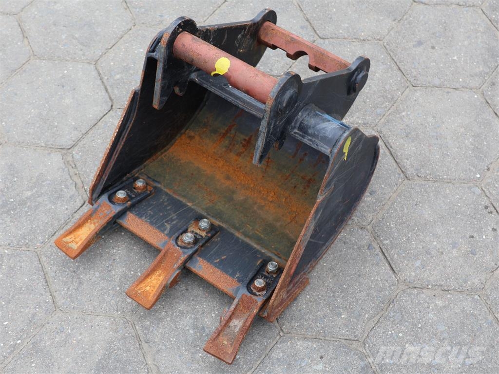  TIEFLÖFFEL 400 MM BREIT, Farm machinery