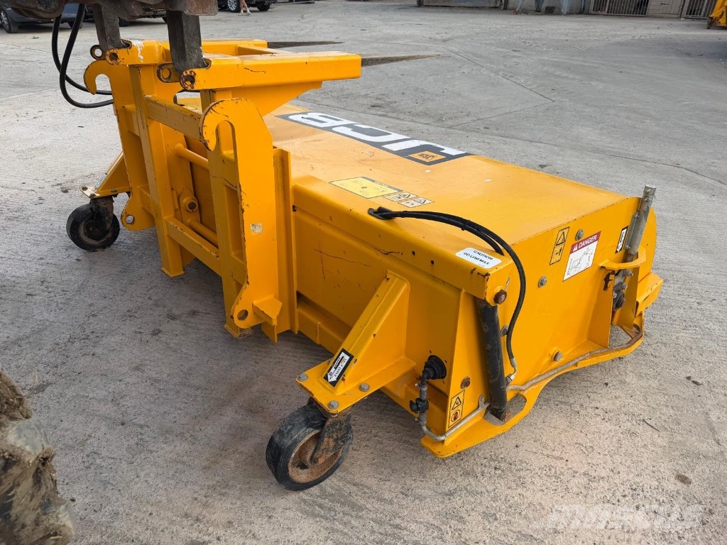 JCB SC 240 Kefék