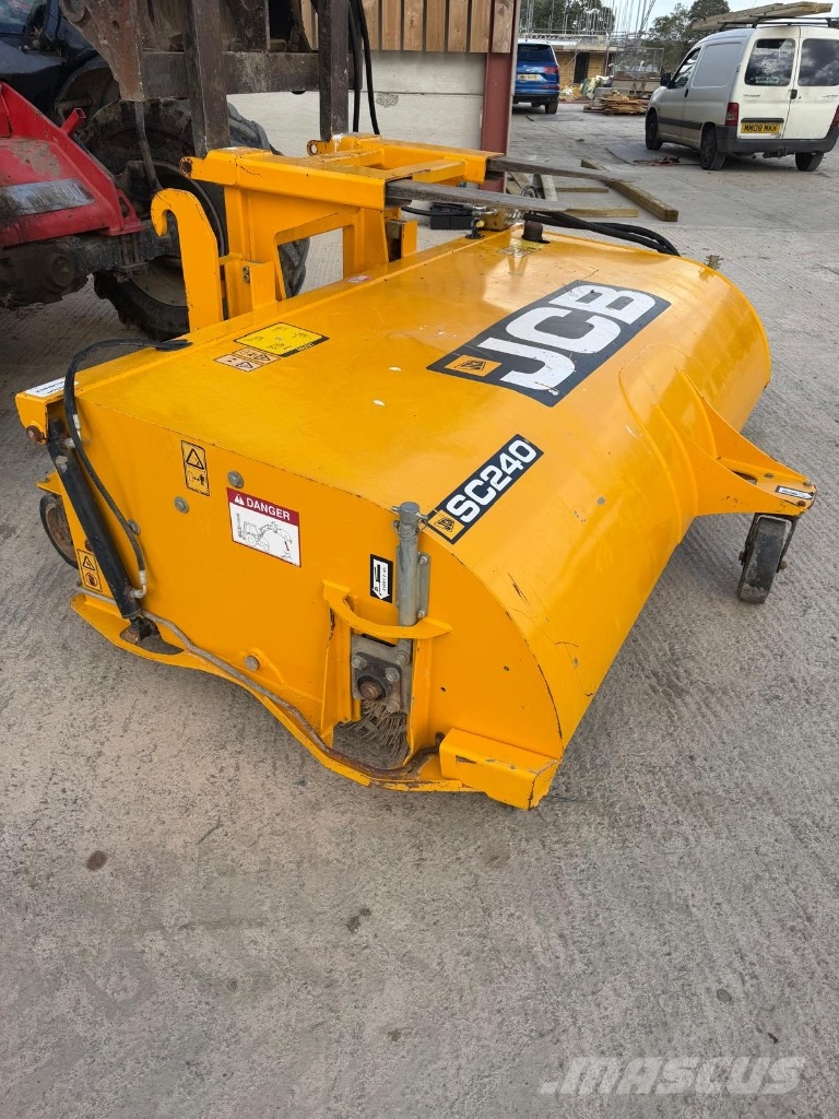 JCB SC 240 Kefék
