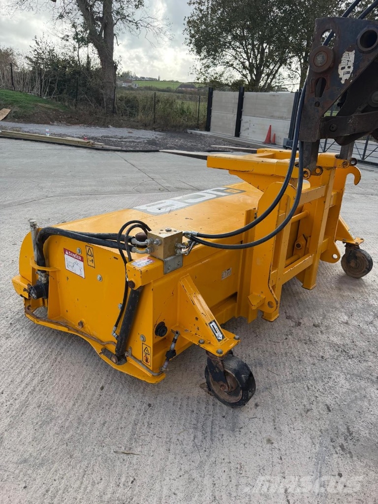 JCB SC 240 Kefék