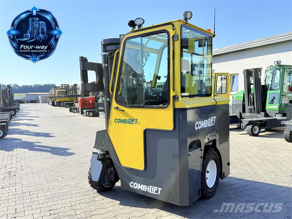 Combilift CB4000 | DIESEL | 5200 MM TRIPLEX MAST | FORK POSI 全方向リーチ型フォークリフト