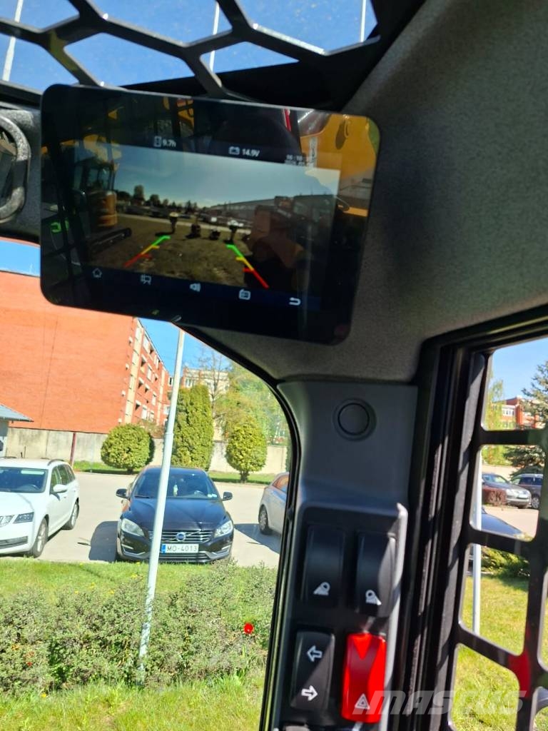 XCMG XC 7-SR 08 لوادر بعجل