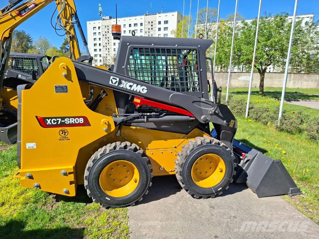XCMG XC 7-SR 08 لوادر بعجل