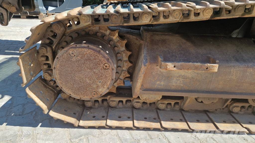 Kobelco SK 235 SR Pásové rýpadlá