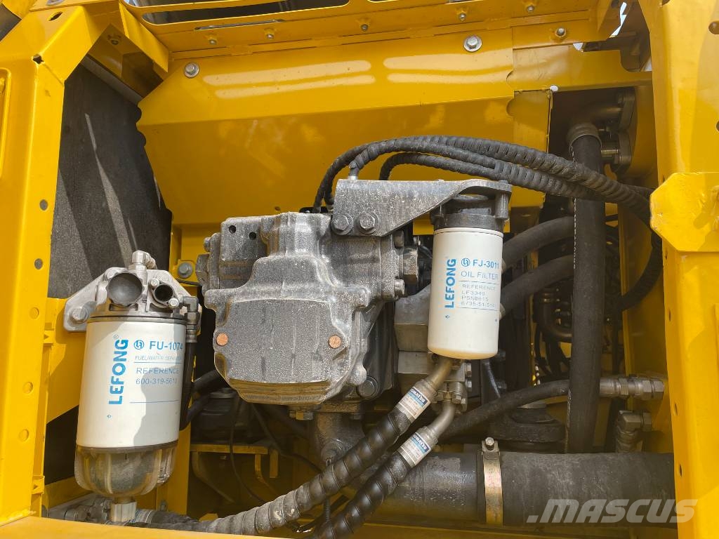 Komatsu PC 200 Vidēja lieluma ekskavatori 7 t - 12 t