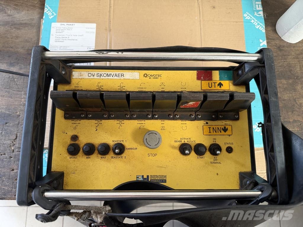 Palfinger PK 150002 M Funk Radio-Comand Kranwagen