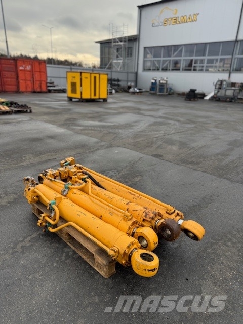 Liebherr R 904 B SIŁOWNIKI KOMPLET Hydraulics