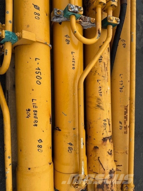 Liebherr R 904 B SIŁOWNIKI KOMPLET Hydraulics