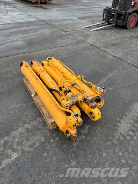 Liebherr R 904 B SIŁOWNIKI KOMPLET Hydraulics