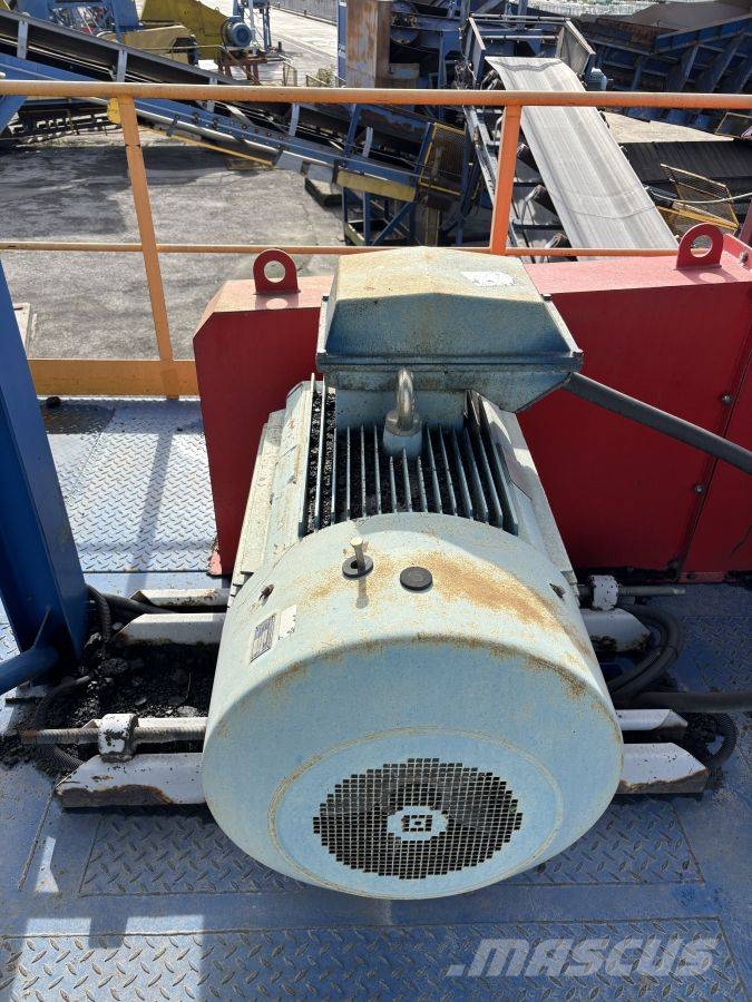 Thyssenkrupp Concasseur percussion secondaire PK 1110 Törőgépek