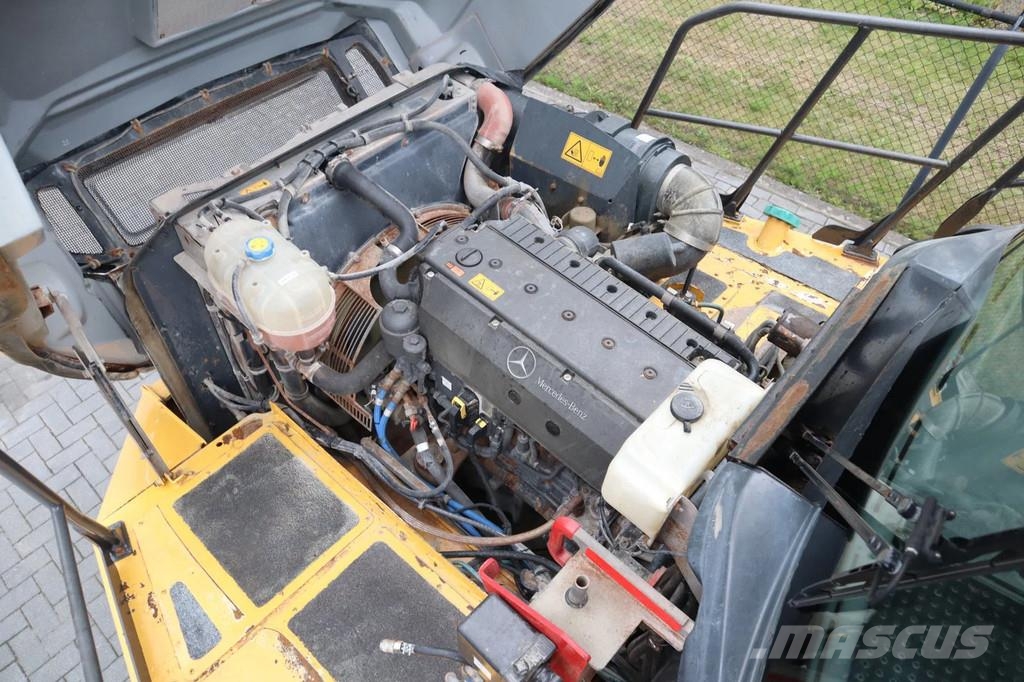 Bell B25E | AIRCO | HEATED BOX Dumper - Knickgelenk