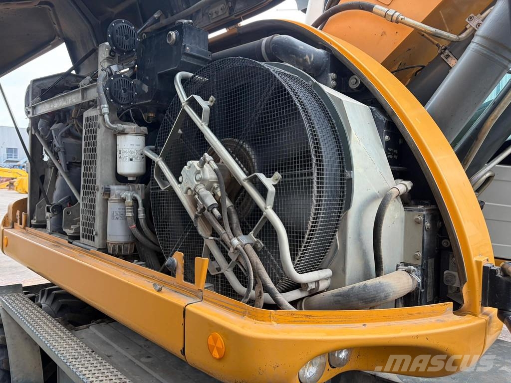 Liebherr A918 Compact Litronic Excavadoras de ruedas