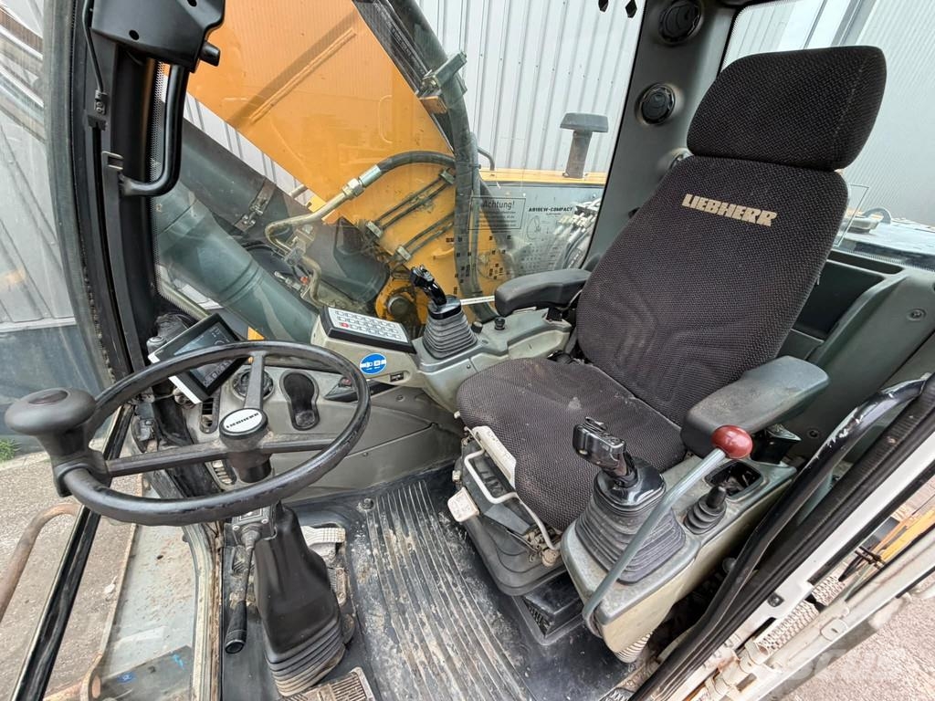 Liebherr A918 Compact Litronic Excavadoras de ruedas