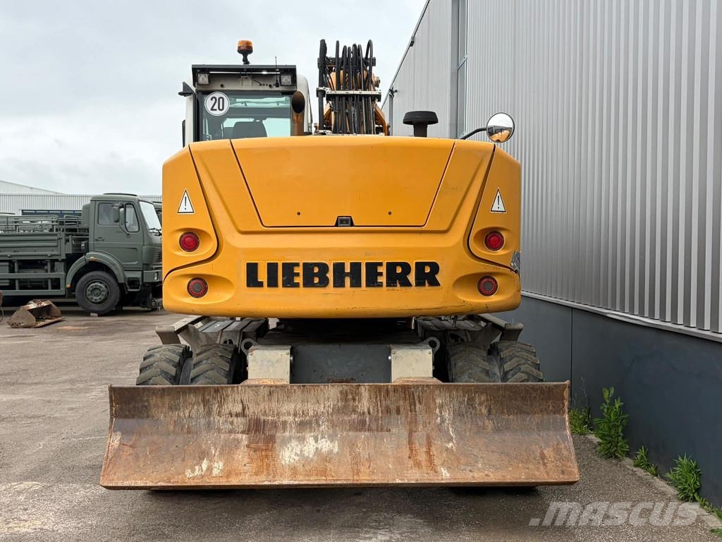 Liebherr A918 Compact Litronic Excavadoras de ruedas