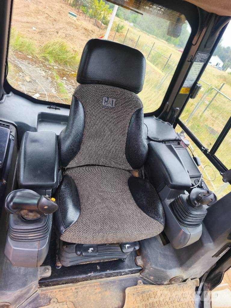 CAT D 6 K 2 LGP Bulldozer