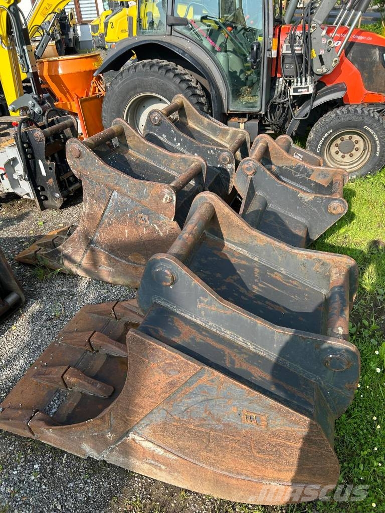Hitachi ZX 135 US-3 Верижен екскаватор