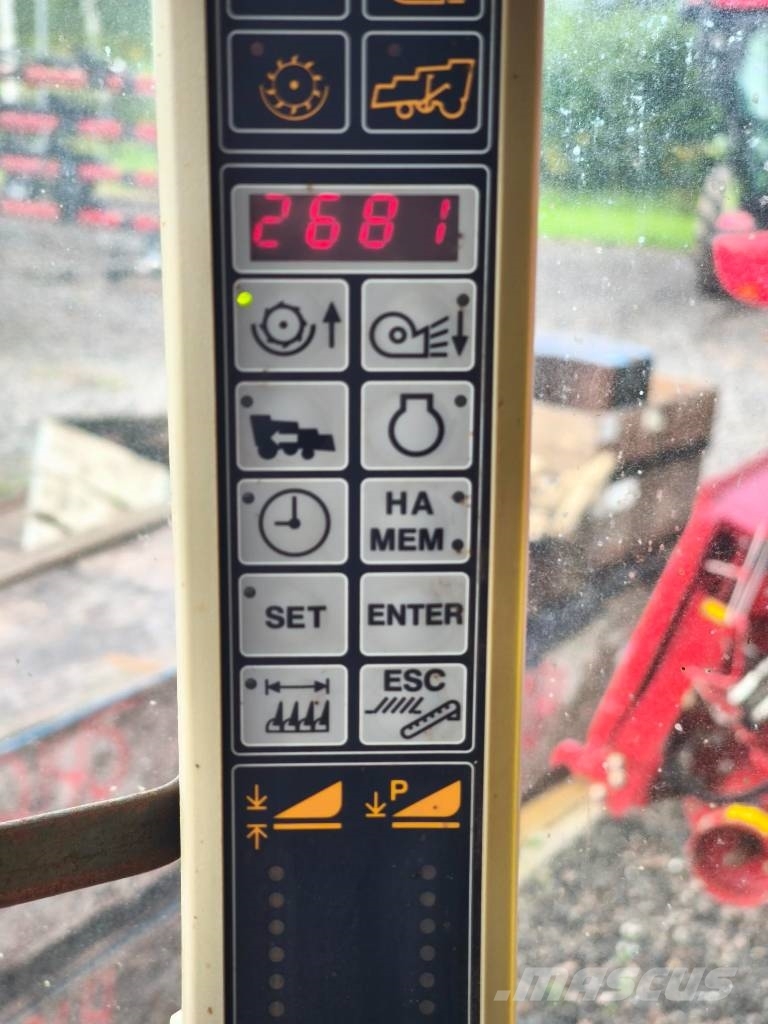 New Holland CS 6080 حصادات