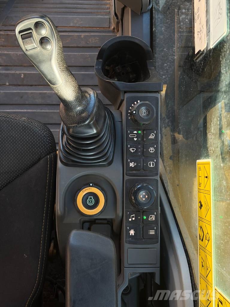 CAT 323 Beltegraver