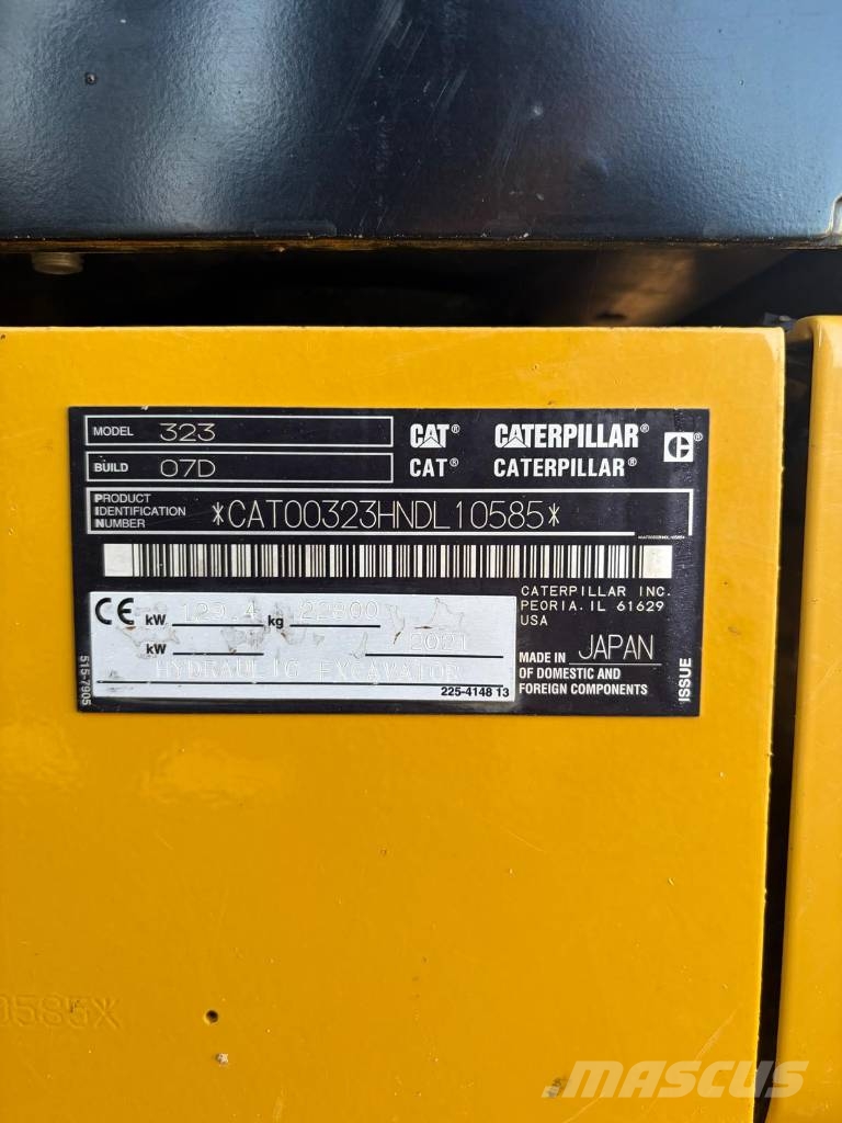 CAT 323 Beltegraver