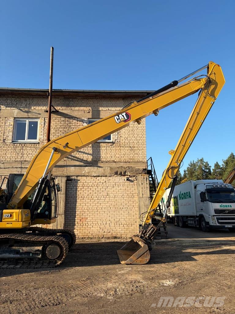 CAT 323 Beltegraver