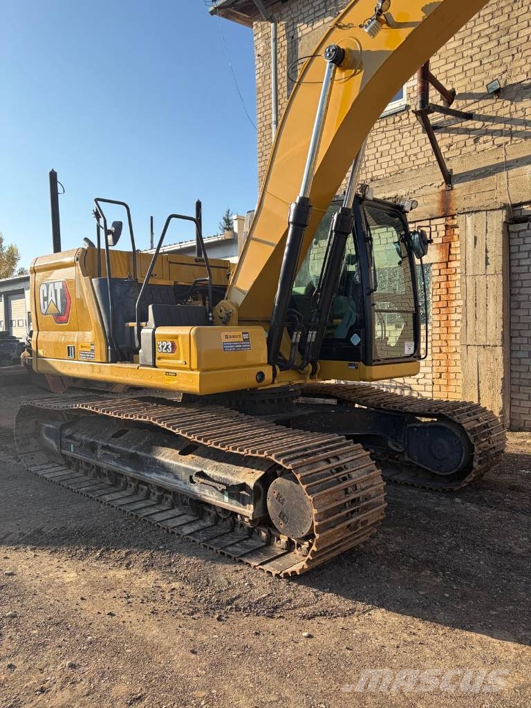 CAT 323 Beltegraver