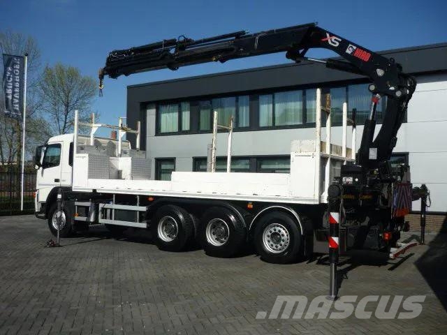 Volvo FM 420 8x4-4 Tridem Hiab 322-6 HI-DUO Camiones caja cerrada