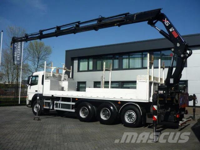 Volvo FM 420 8x4-4 Tridem Hiab 322-6 HI-DUO Camiones caja cerrada