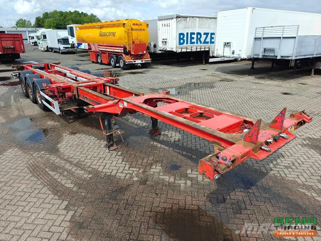 Renders Euro 800 Multi - 2x 20FT 1x30FT 1x40FT 1x45FT - Li Semirremolques portacontenedores